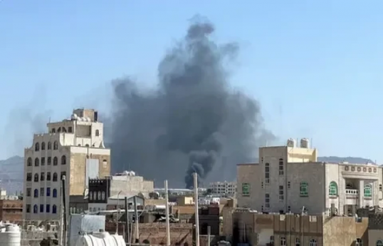 US strikes on Yemen kill at least eight people