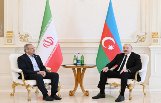 President of Azerbaijan Ilham Aliyev held meeting with President of Iran Masoud Pezeshkian in limited format -UPDATED 
