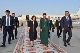 Speaker of Azerbaijani Parliament pays a working visit to Turkmenistan