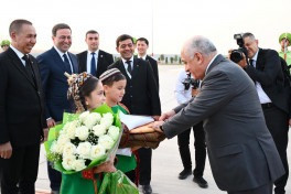 Azerbaijani PM embarks on working visit to Turkmenistan-PHOTO 