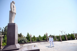 Baku hosts meeting between Azerbaijani and Pakistani Naval Commanders-VIDEO 