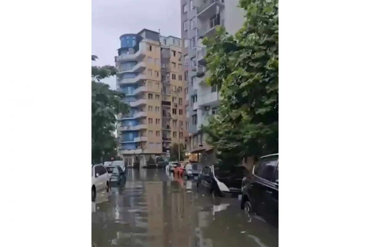 Several streets flooded in Batumi as a result of heavy rain-VIDEO 