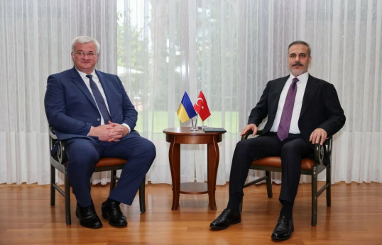 Turkish, Ukrainian foreign ministers discuss peace process, Alaska summit