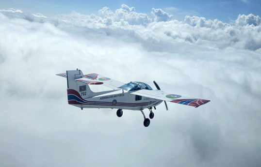 Training flights are conducted with young military pilots-VIDEO 