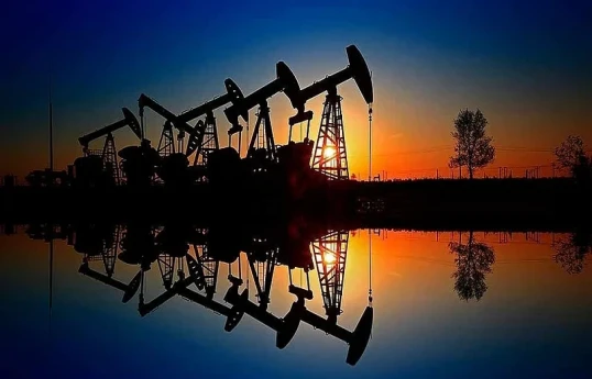 Oil extends gains amid signs of strong demand