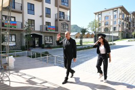 President Ilham Aliyev met with Kalbajar residents and presented apartment keys-UPDATED 