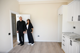 President Ilham Aliyev met with Kalbajar residents and presented apartment keys-UPDATED 