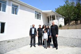President Ilham Aliyev and First Lady Mehriban Aliyeva met with residents of Vangli and Kolatag villages in Aghdara-UPDATED 