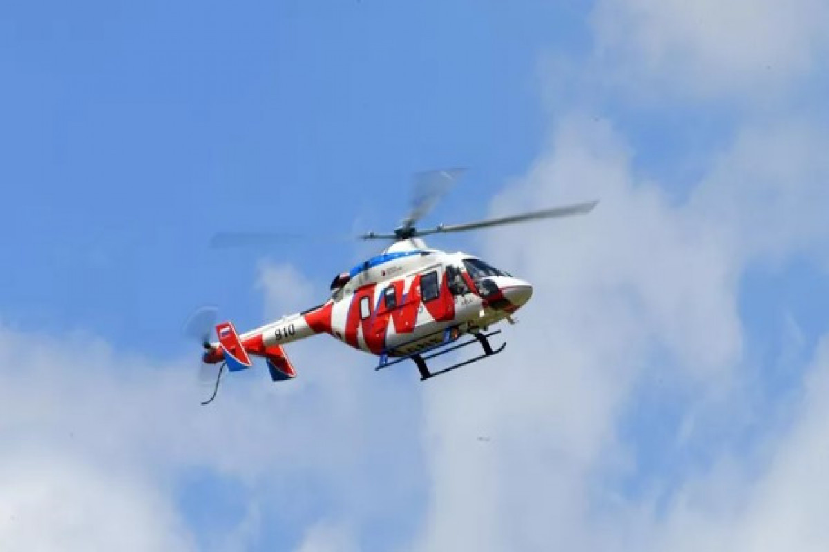 Firefighting helicopter crashes in France