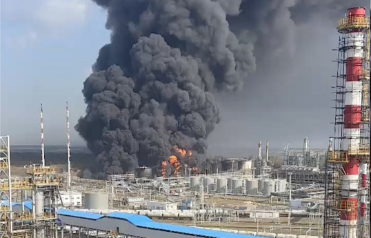 Largest oil refinery in southern Russia has been burning for 5 days-VIDEO 