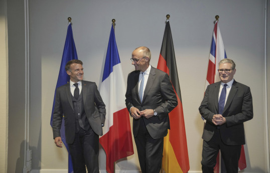 Media: European trio may begin process of restoring sanctions against Iran tomorrow