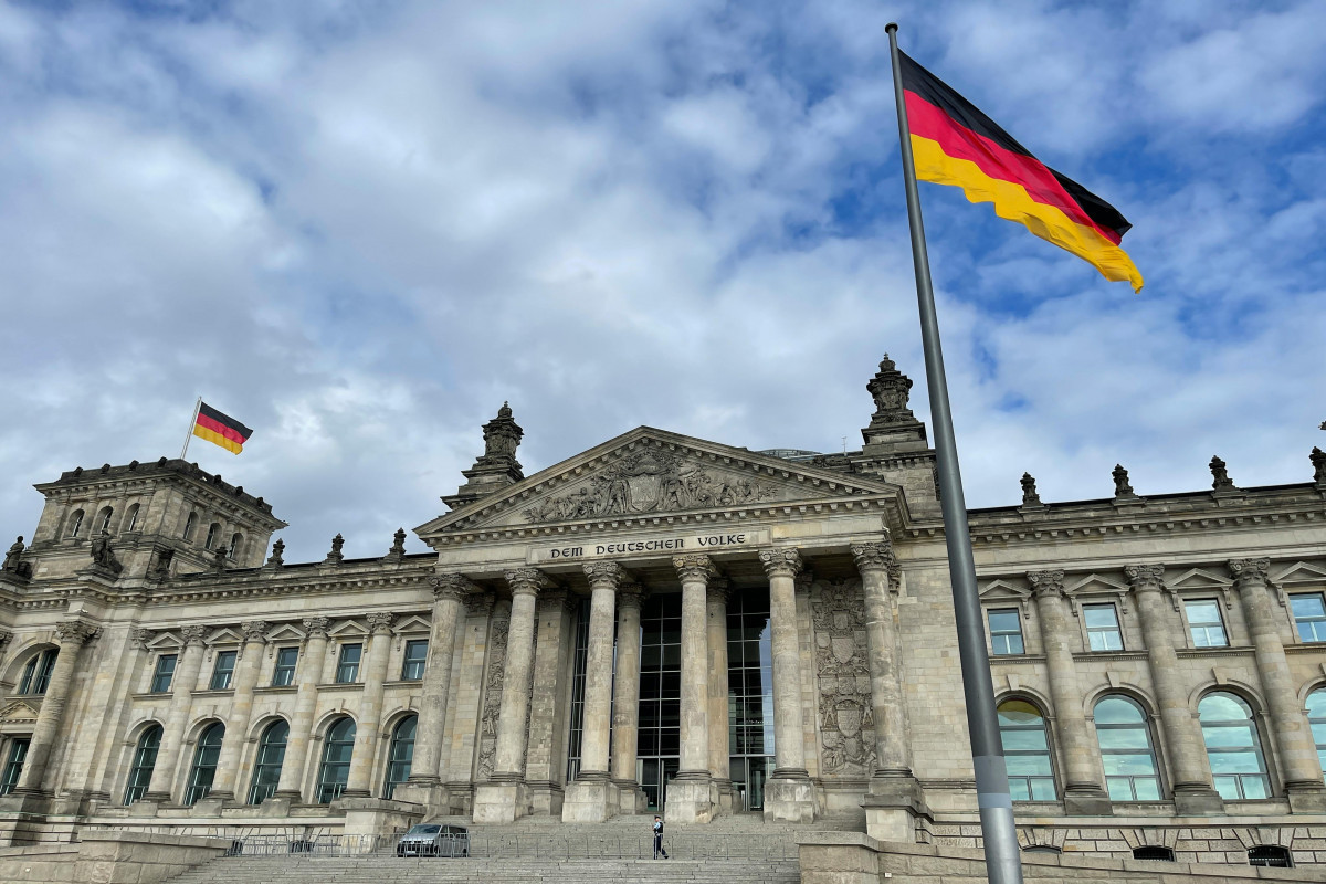 Germany urges its citizens not to travel to Iran