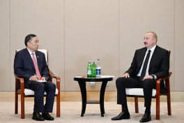 President Ilham Aliyev met with the chairman of CCCC in Tianjin
