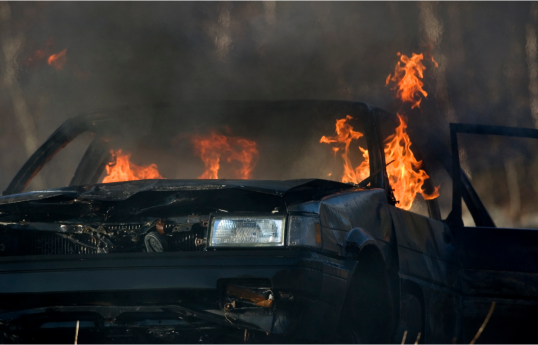 Car explodes in Moscow apartment building yard