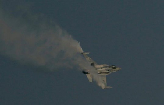 ABC: F-16 crashes in California
