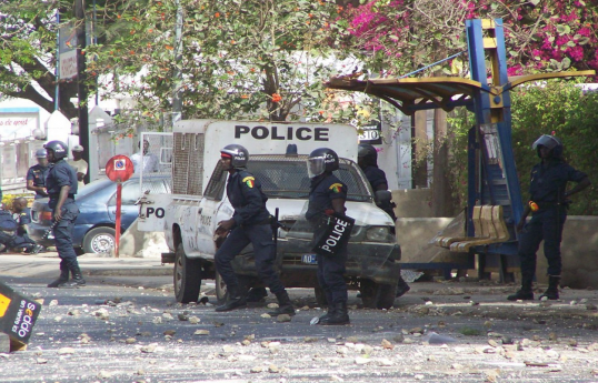 Clashes between police and students occurred in Dakar