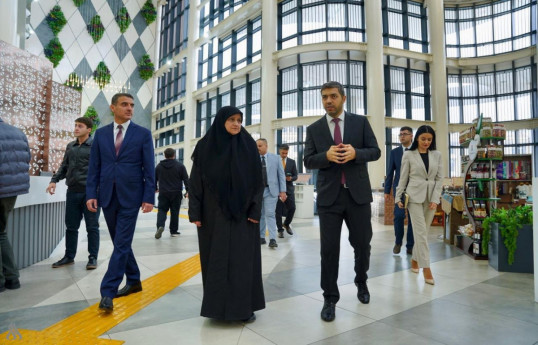 Iraqi Minister of Communications Hayam al-Yasiri visits Baku