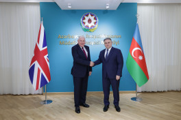 UK Defence Minister visits Baku to strengthen UK-Azerbaijan defence partnership