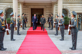 UK Defence Minister visits Baku to strengthen UK-Azerbaijan defence partnership