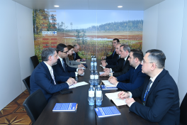 Azerbaijani FM meets with colleague from Cyprus
