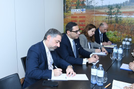 Azerbaijani FM meets with colleague from Cyprus