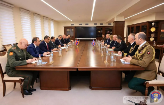 British Minister of State for Defense visits Armenia after visit to Azerbaijan