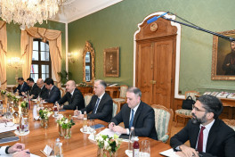 President of Azerbaijan Ilham Aliyev held expanded meeting with President of Slovakia in Bratislava-PHOTO -UPDATED 
