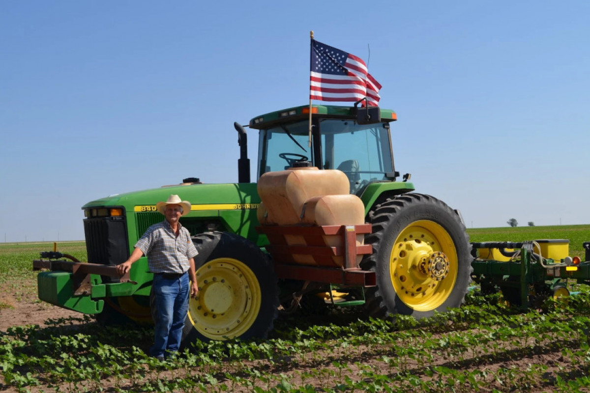 U.S. unveils aid package to farmers affected by tariff policies