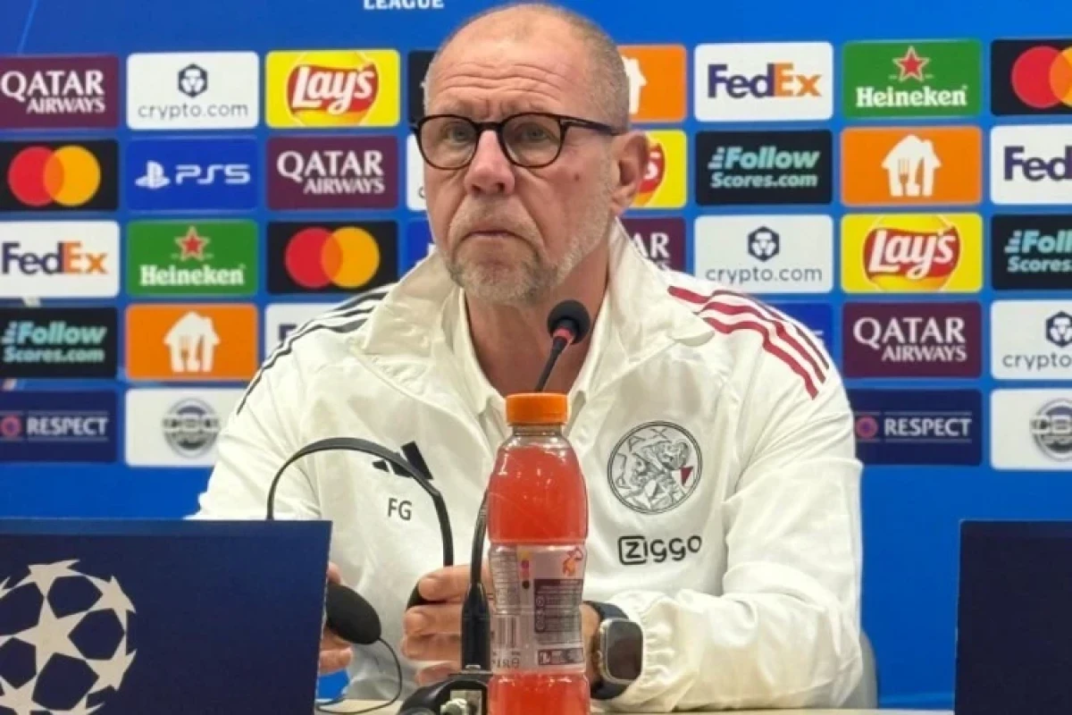 Fred Grim, head coach of the Amsterdam team