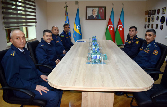 Azerbaijani and Turkish Air Forces delegations hold a working meeting