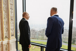 President Ilham Aliyev held one-on-one and expanded meetings with Speaker of National Council of Slovakia-UPDATED 