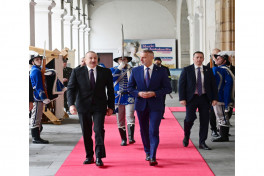 President Ilham Aliyev held one-on-one and expanded meetings with Speaker of National Council of Slovakia-UPDATED 
