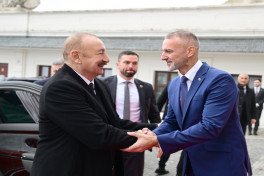 President Ilham Aliyev held one-on-one and expanded meetings with Speaker of National Council of Slovakia-UPDATED 