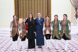 Vice-President of Heydar Aliyev Foundation Leyla Aliyeva visits exhibition of Turkmen national cuisine