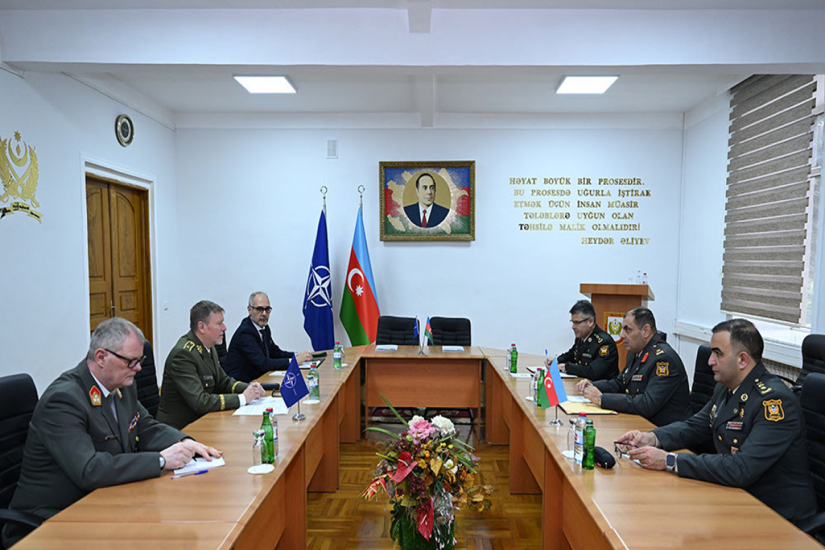 Azerbaijan Defense Ministry’s experts meet with NATO representatives