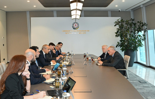 Azerbaijan’s economy minister meets Saipem CEO to review energy and infrastructure collaboration