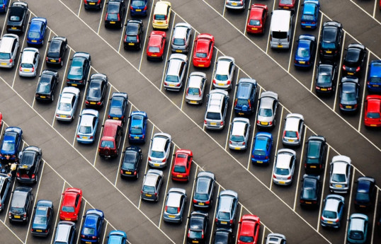 Media: EU may postpone ban on internal combustion engines