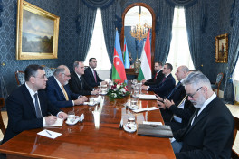 Hungarian President receives Azerbaijani FM Jeyhun Bayramov -UPDATED 