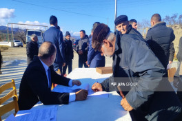 New resettlement convoys arrive in Shushakend, Ballija and Badara; families receive house keys -PHOTO -VIDEO -UPDATED-2 