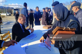 New resettlement convoys arrive in Shushakend, Ballija and Badara; families receive house keys -PHOTO -VIDEO -UPDATED-2 