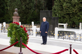 State Security Service employees paid tribute to Heydar Aliyev in Alley of Honor -PHOTO 