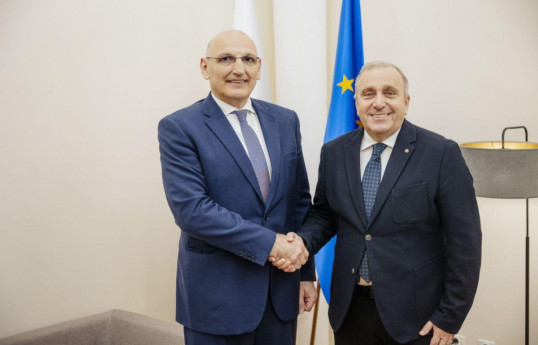 Elchin Amirbayov paid a working visit to Poland
