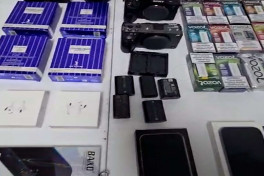 Gold bars hidden in mobile phone discovered in Azerbaijan