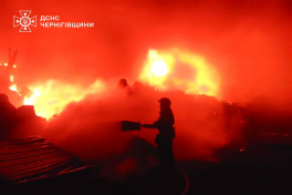 Russian military strikes Ukrainian cities with 450 drones and 30 missiles-VIDEO 