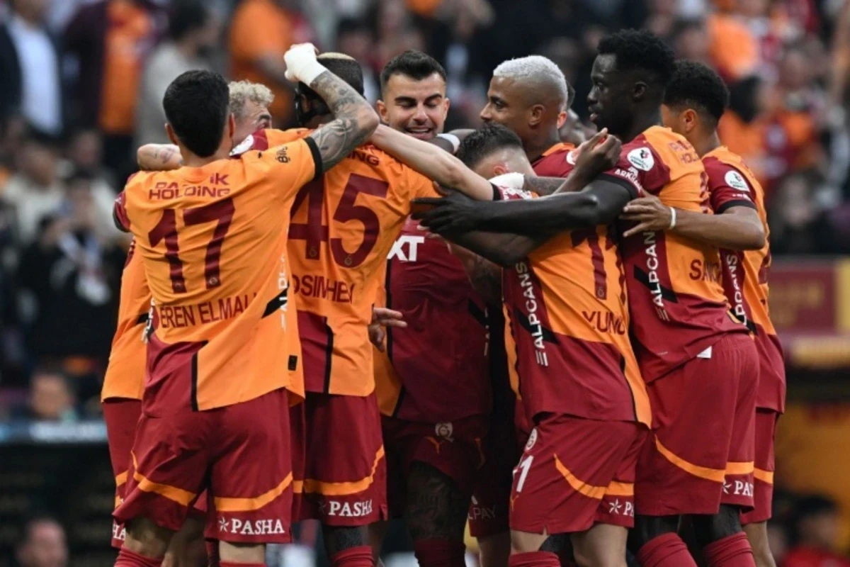 Galatasaray comfortably defeated Antalyaspor