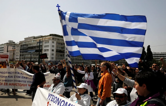 Nationwide strike begins in Greece to protest tax increases