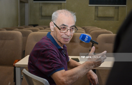 Renowned reciter, professor, and Honored Teacher of Azerbaijan Nadir Huseynov
