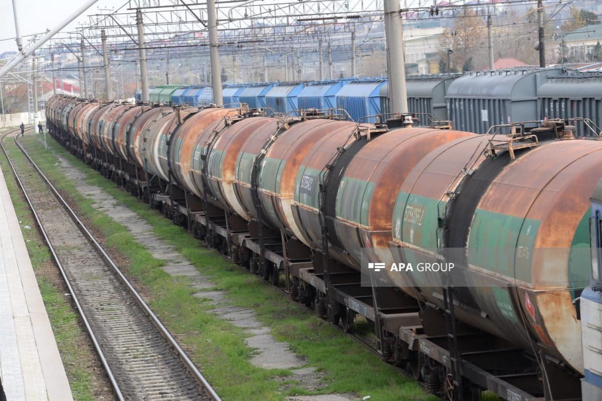 First shipment of oil products from Azerbaijan arrives in Armenia