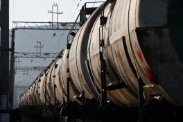 Footage of arrival of first batch of oil products from Azerbaijan to Armenia -PHOTO -VIDEO 