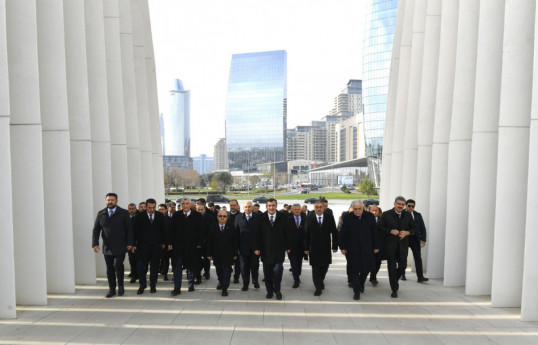 Turkish Vice President Cevdet Yılmaz pays tribute to Victory Monument-PHOTO 